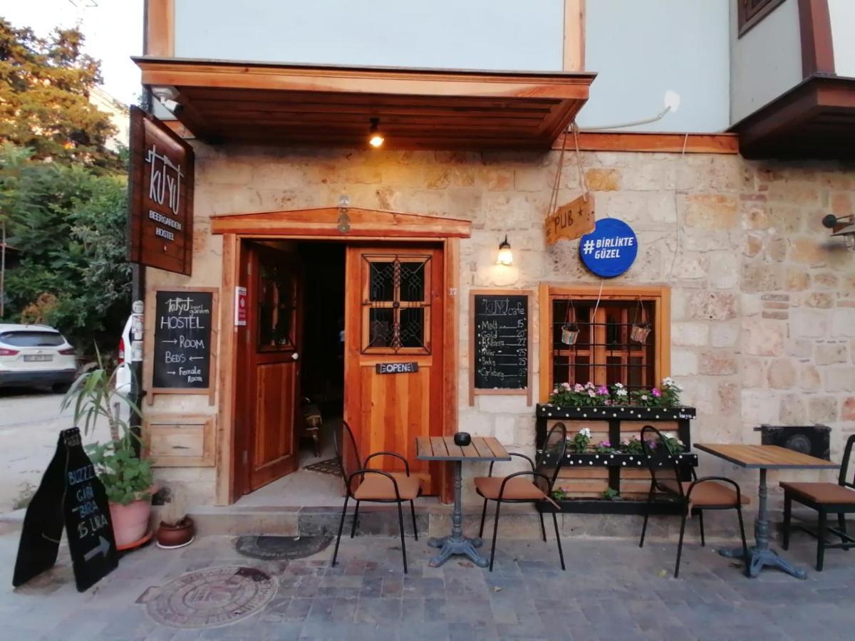 Kuyu Beergarden Hostel Antalya Eksteriør bilde