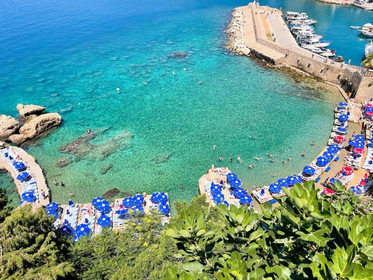 Kuyu Beergarden Hostel Antalya Eksteriør bilde